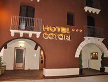 Cotori 3*